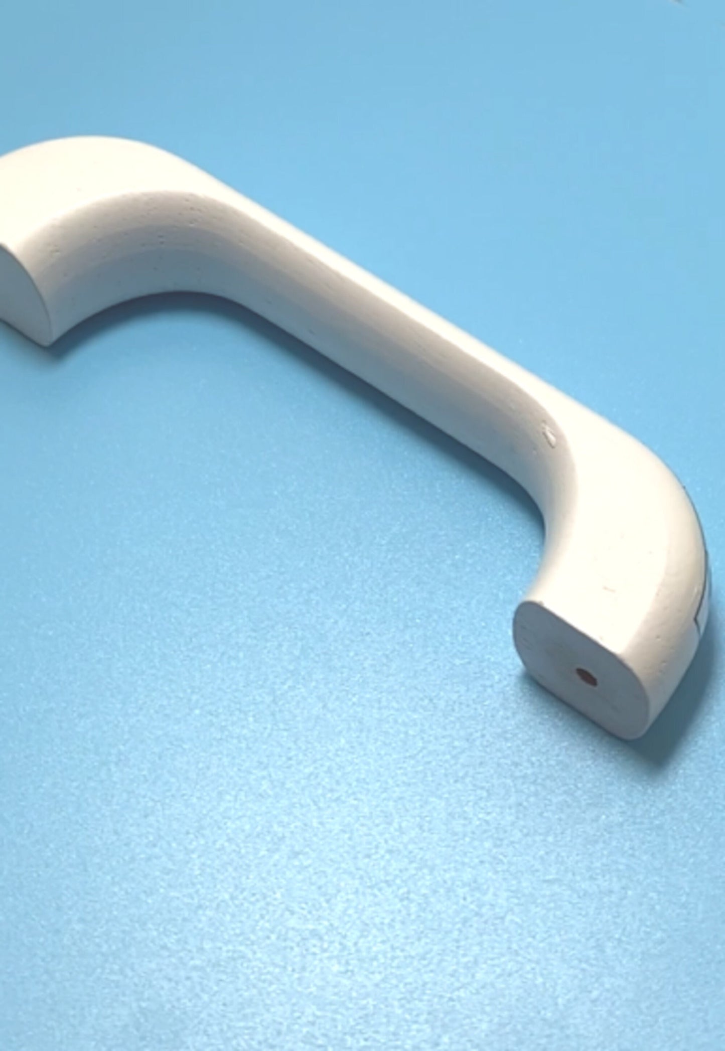 Blue Dove and White Floral Drawer Pulls: Charming Wooden Knobs for Cabinet and Drawer Enhancement, Kitchen and Bathroom Décor, Dresser Pulls